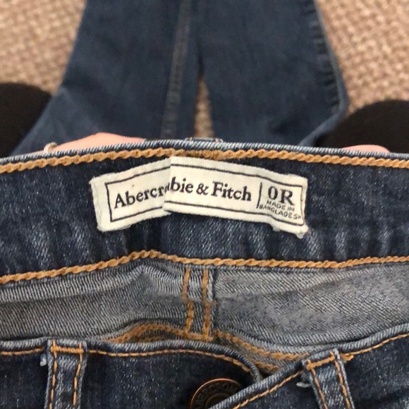 High Waisted Dark Wash Ripped Jeans - Picture 4 of 4